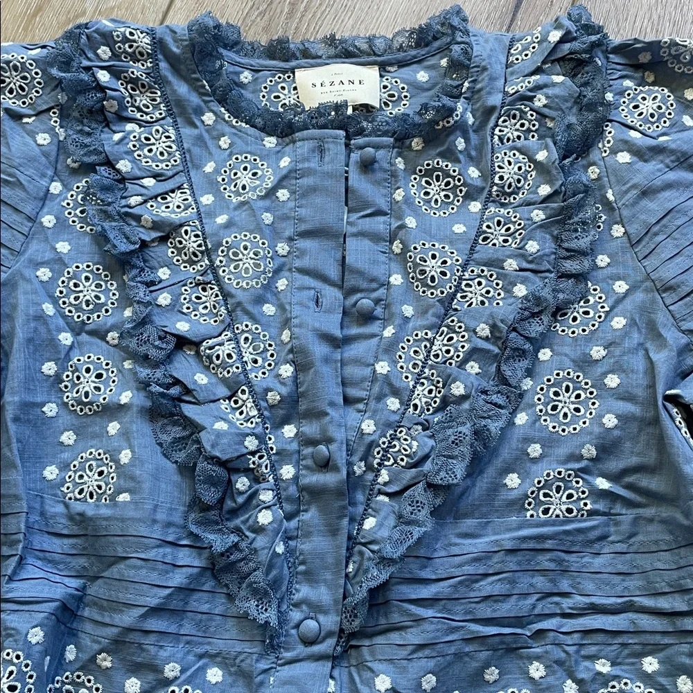 Sezane Nele embroidered vintage ruffle blue cropped shirt. NWT!! - Picture 4 of 16